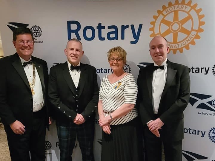 40tuder Andy Peterson with members of The Rotary Club of Falkirk